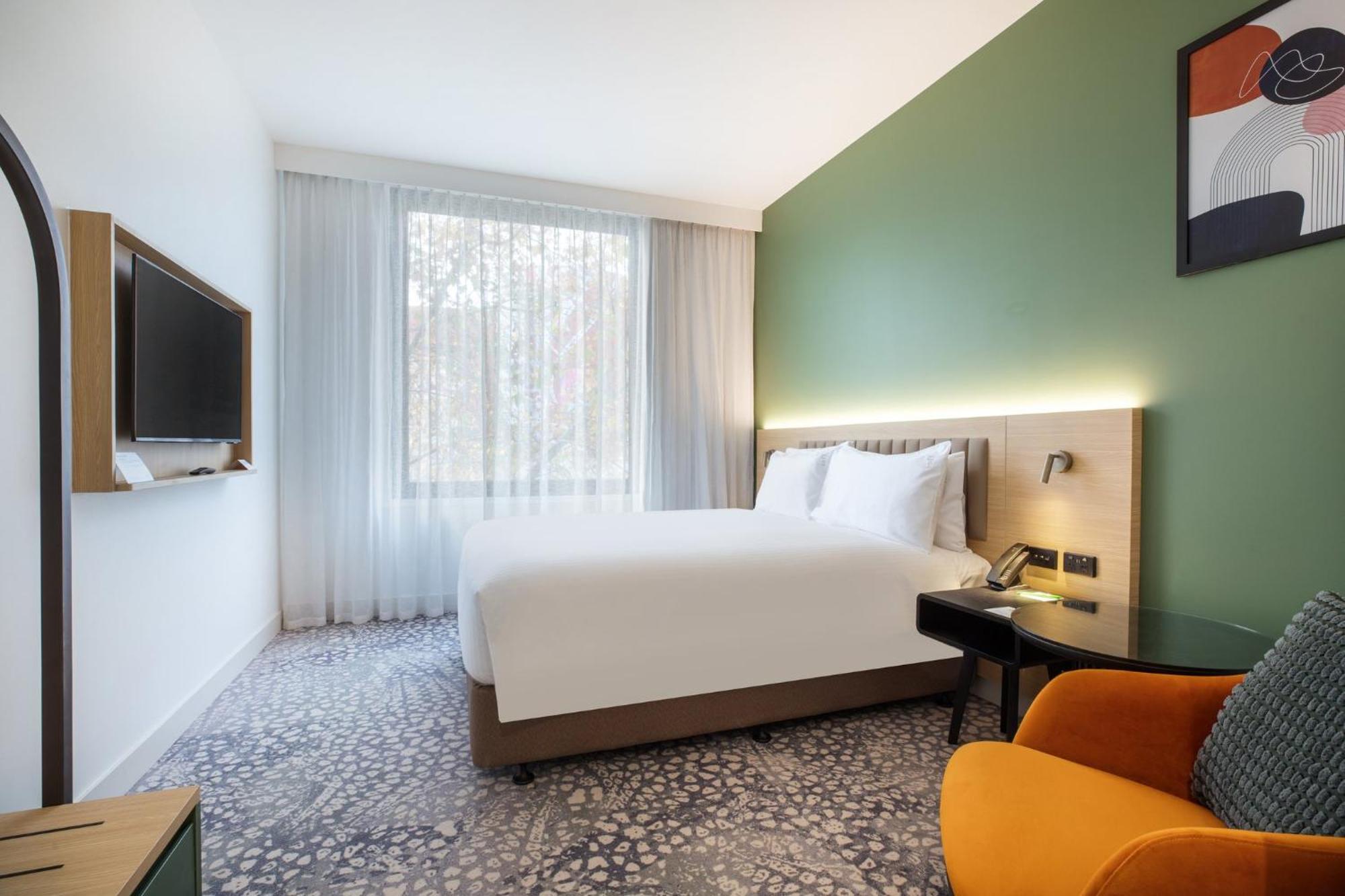Holiday Inn Dandenong By Ihg Екстериор снимка