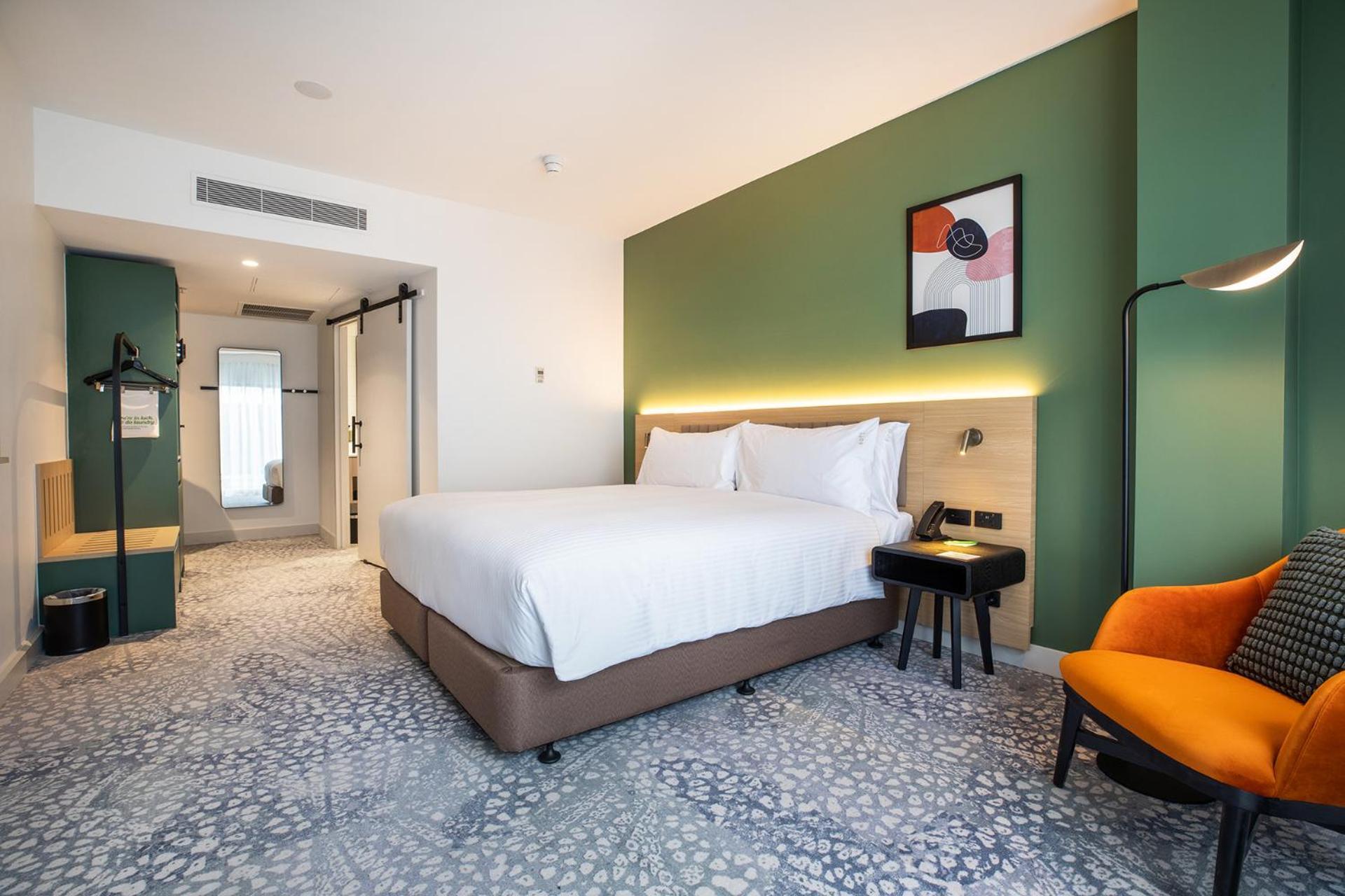 Holiday Inn Dandenong By Ihg Екстериор снимка